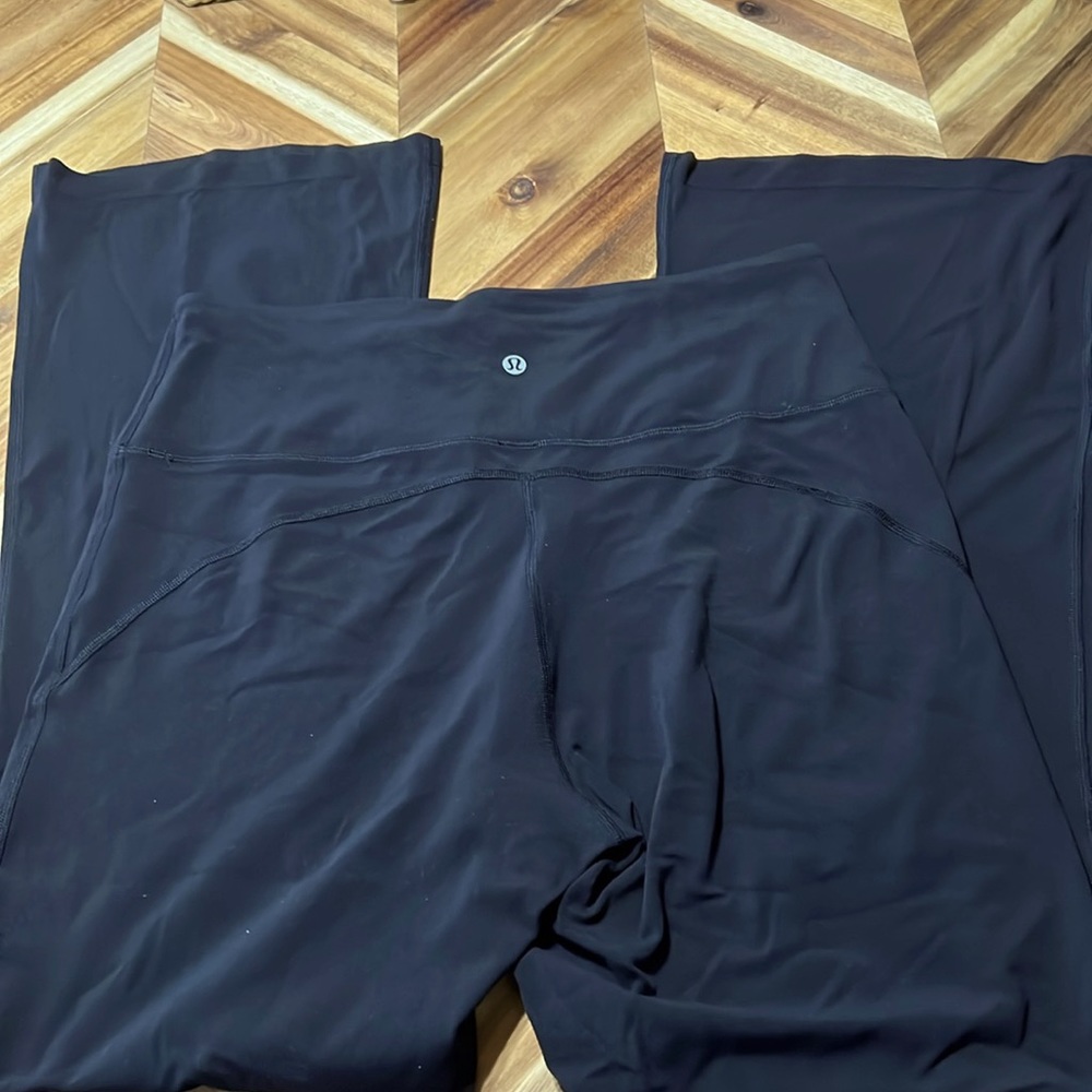 Lululemon Black Mini Flare size 12 28"